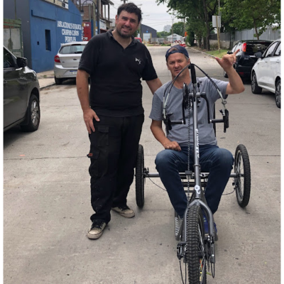 Triciclo adaptado vista 2